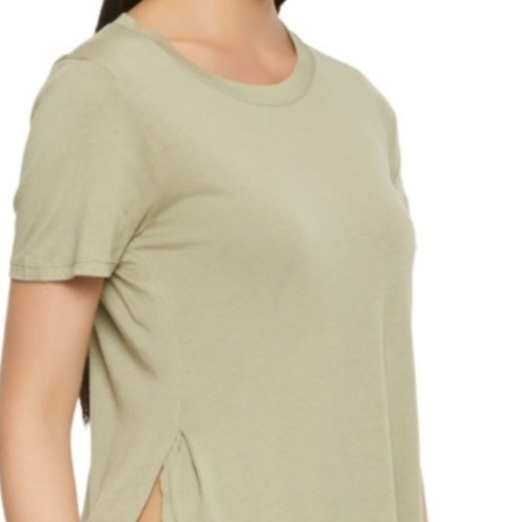 Casual Green T-shirt - Picture 2 of 3